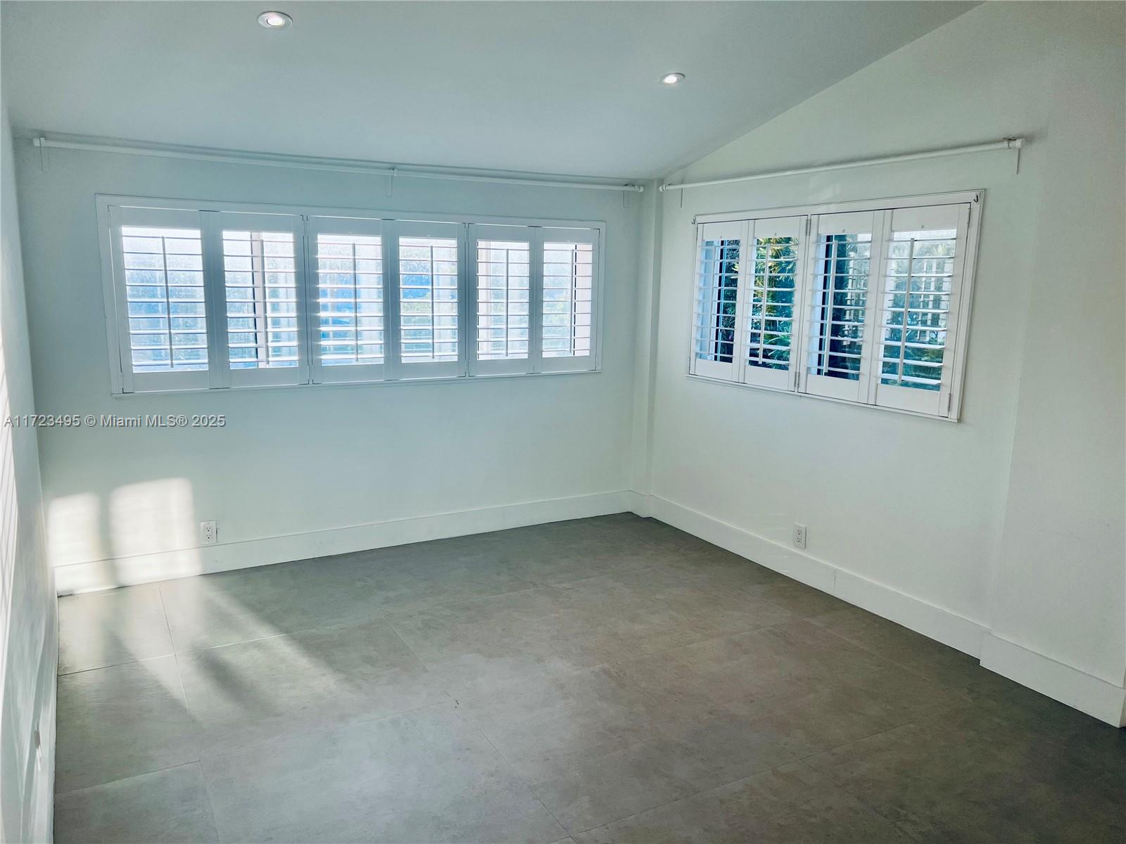 7549 Adventure Ave North Bay Village, FL 33141