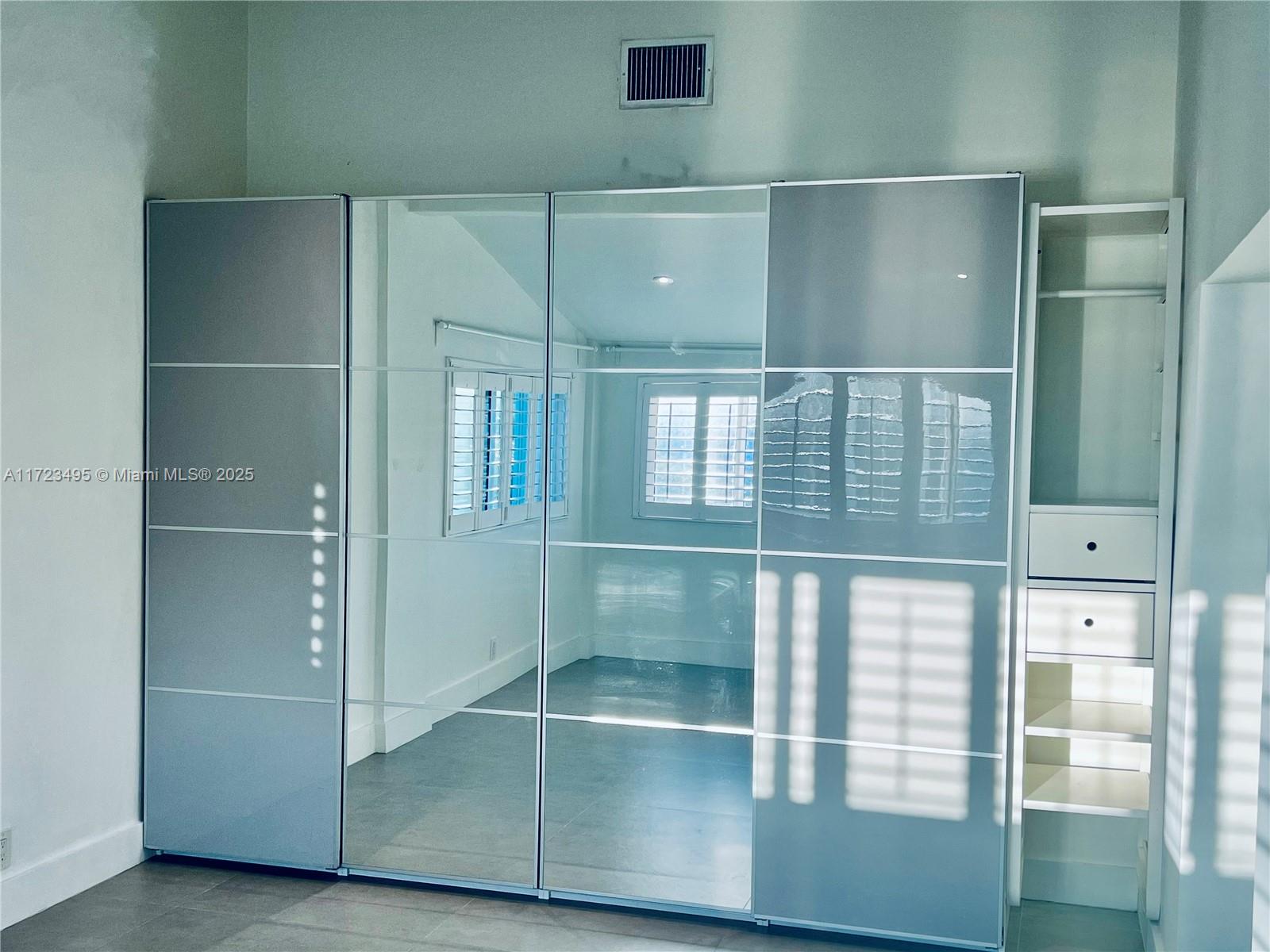 7549 Adventure Ave North Bay Village, FL 33141