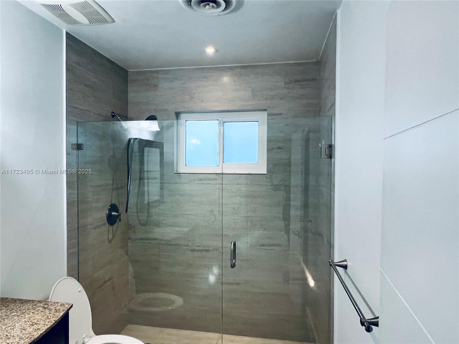 7549 Adventure Ave North Bay Village, FL 33141