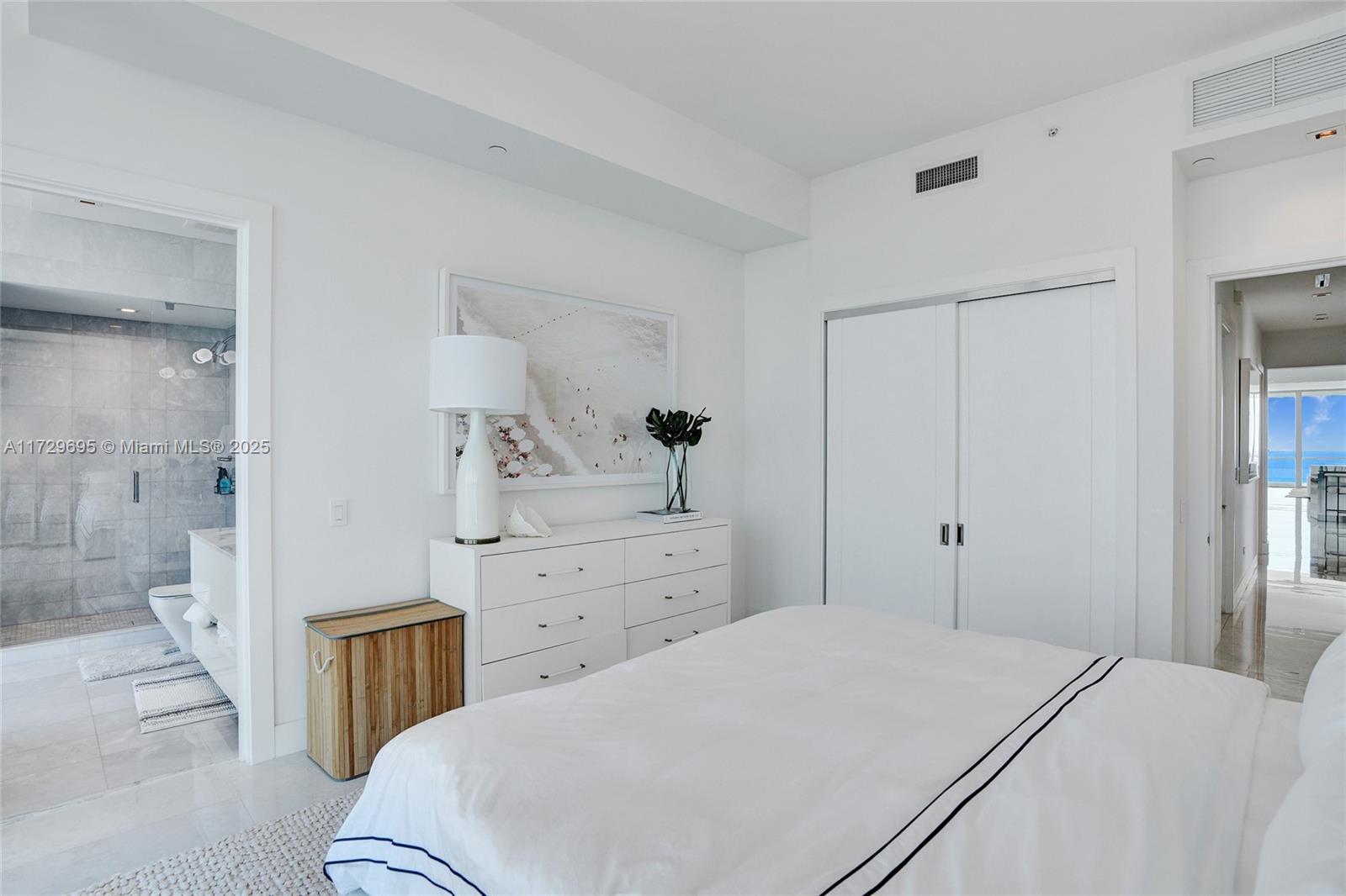 image Turnberry Ocean Club15