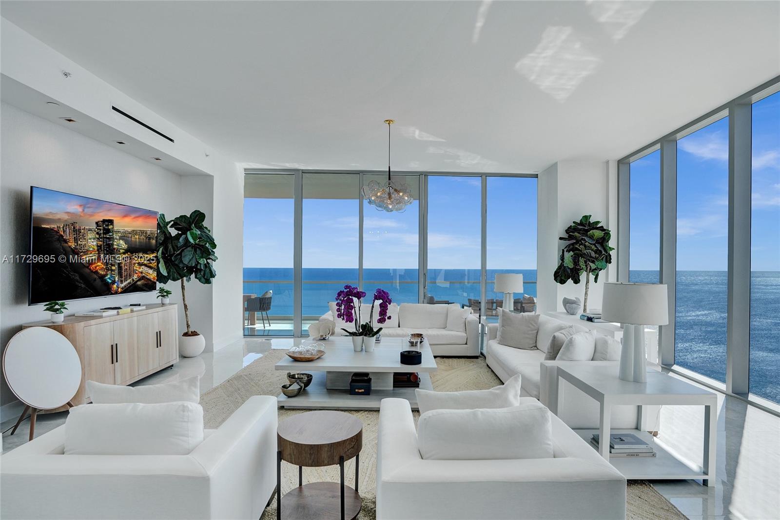 image Turnberry Ocean Club40