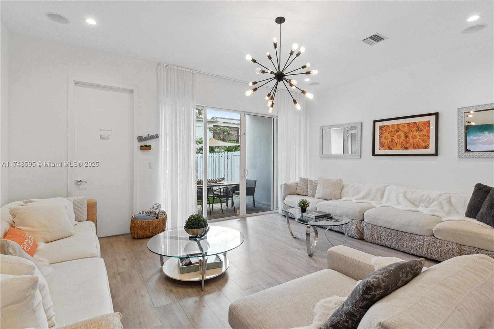 3570 SW 23rd St #3570 Miami, FL 33145