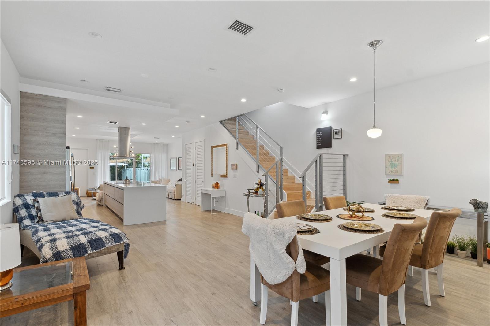 3570 SW 23rd St #3570 Miami, FL 33145