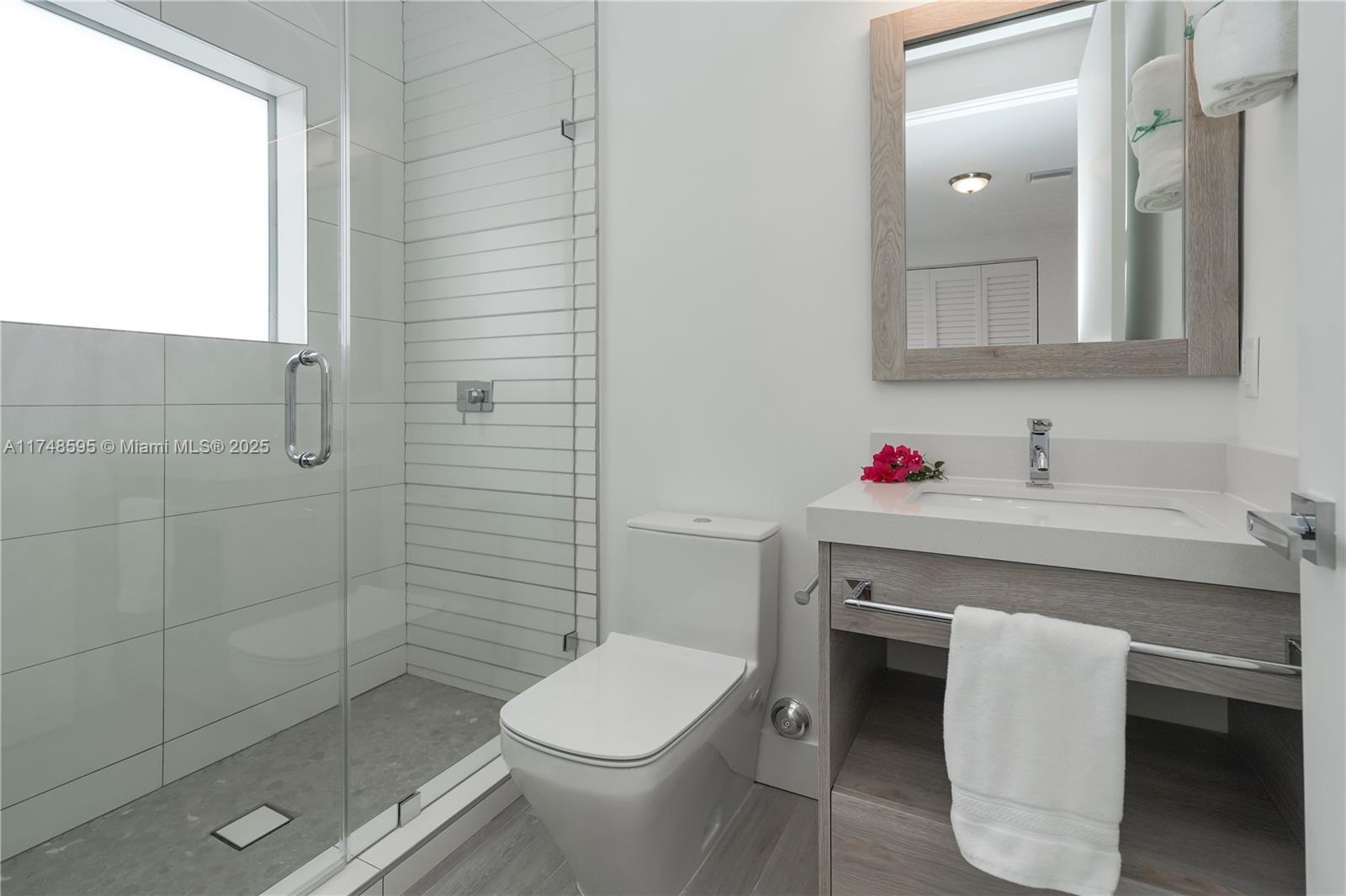 3570 SW 23rd St #3570 Miami, FL 33145