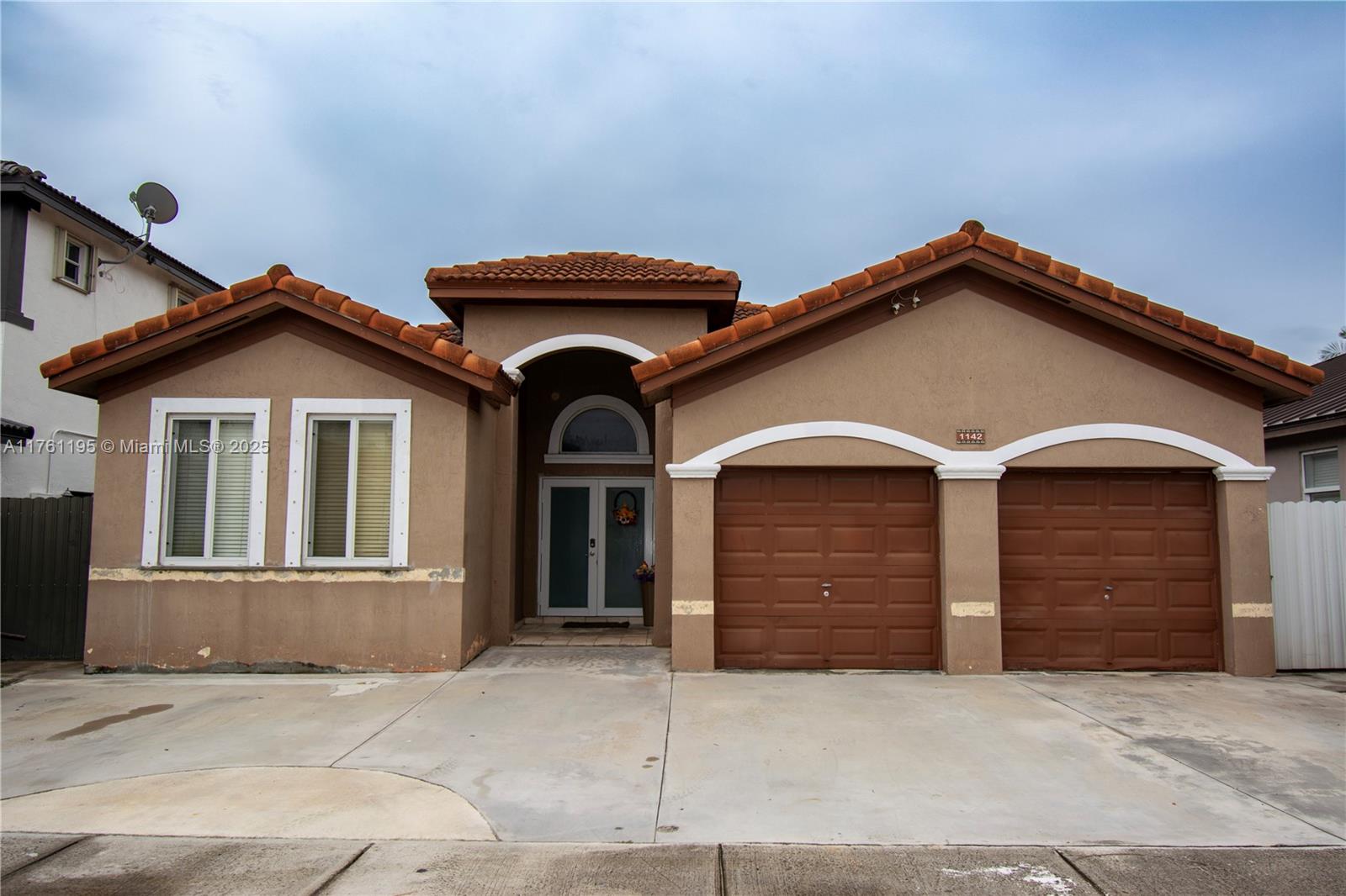 1142 NW 135th Ct Miami, FL 33182