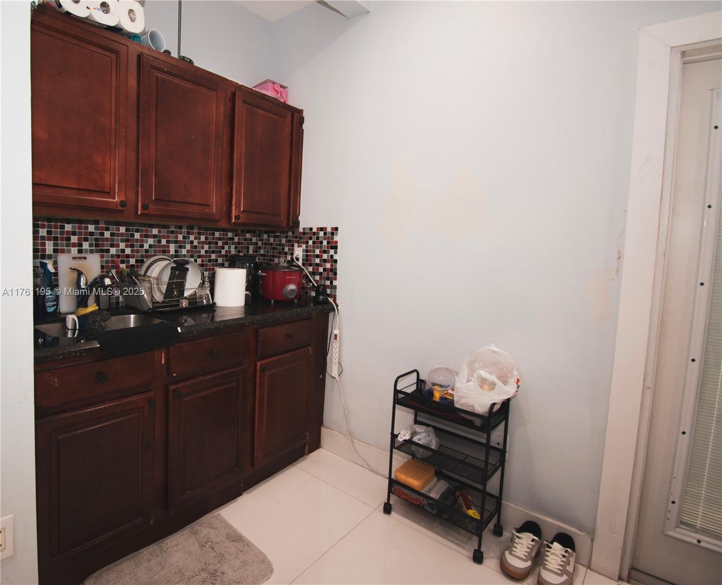 1142 NW 135th Ct Miami, FL 33182