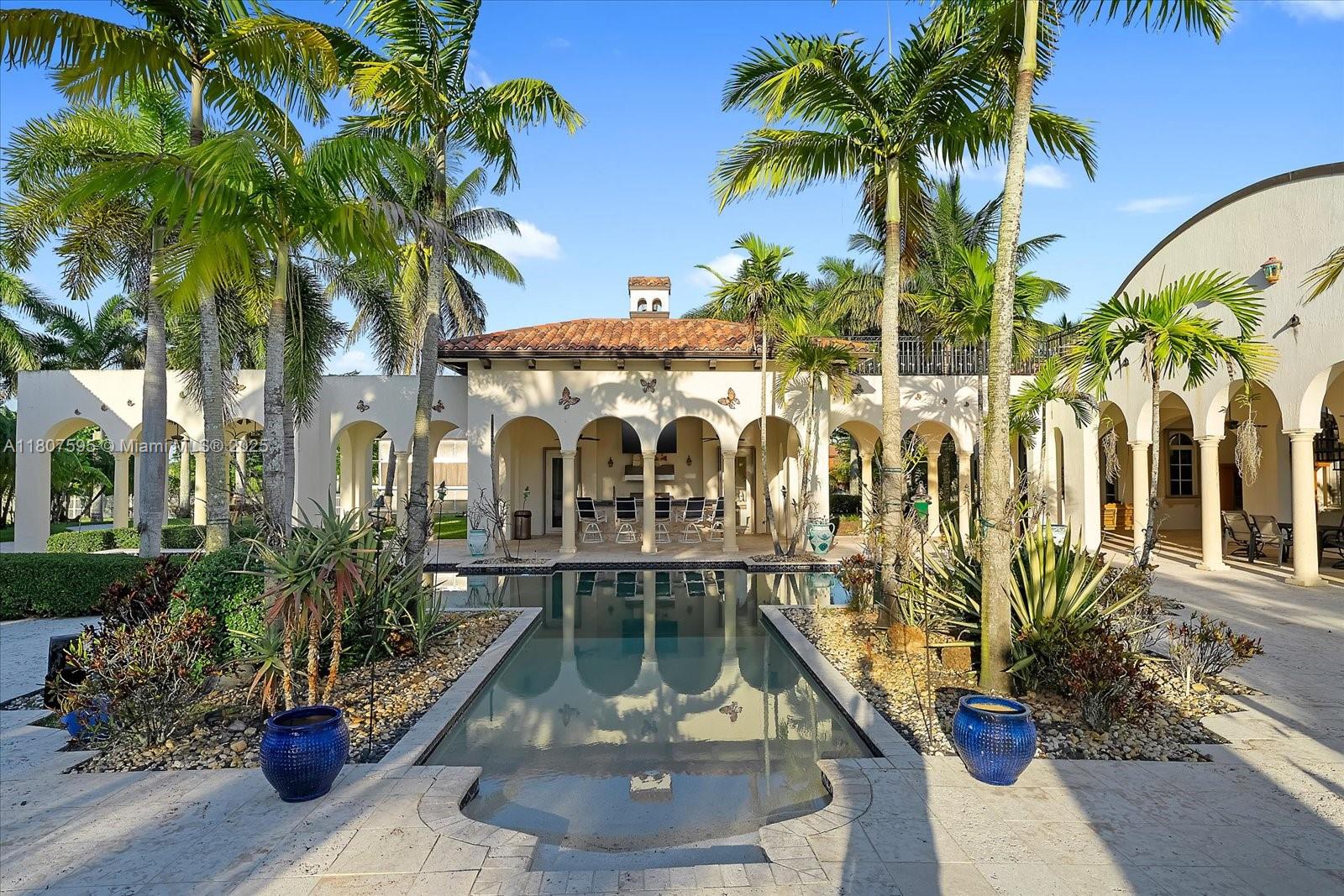 18451 SW 158th St Miami, FL 33187