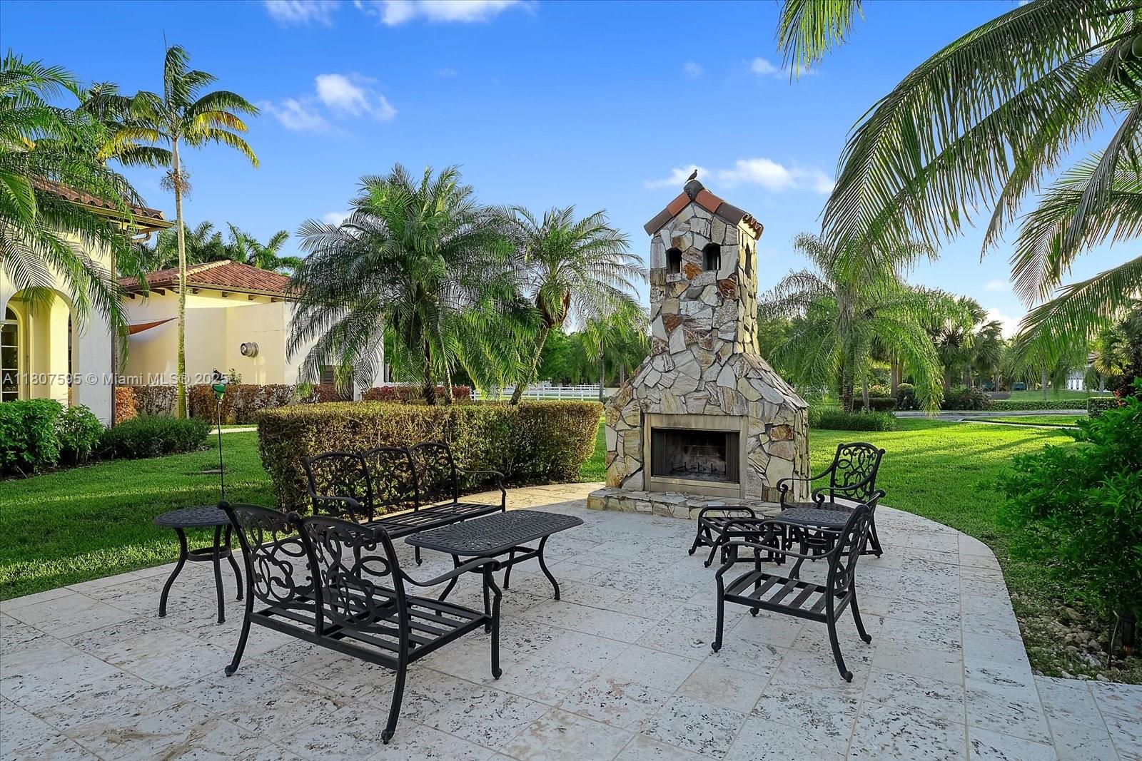 18451 SW 158th St Miami, FL 33187