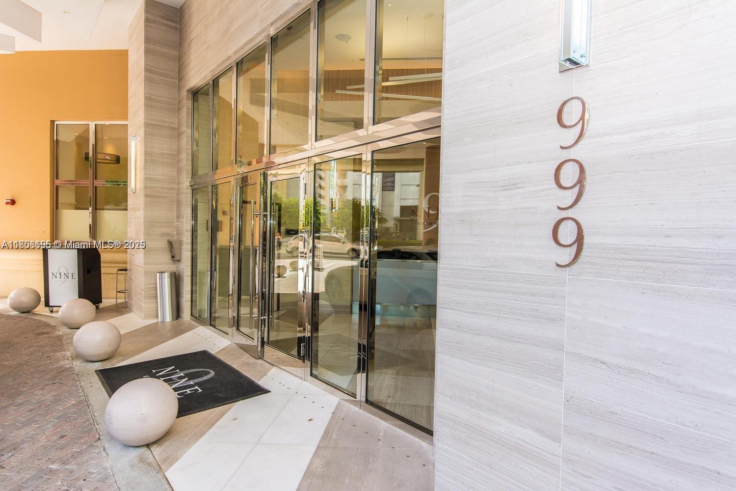 image Nine At Mary Brickell2