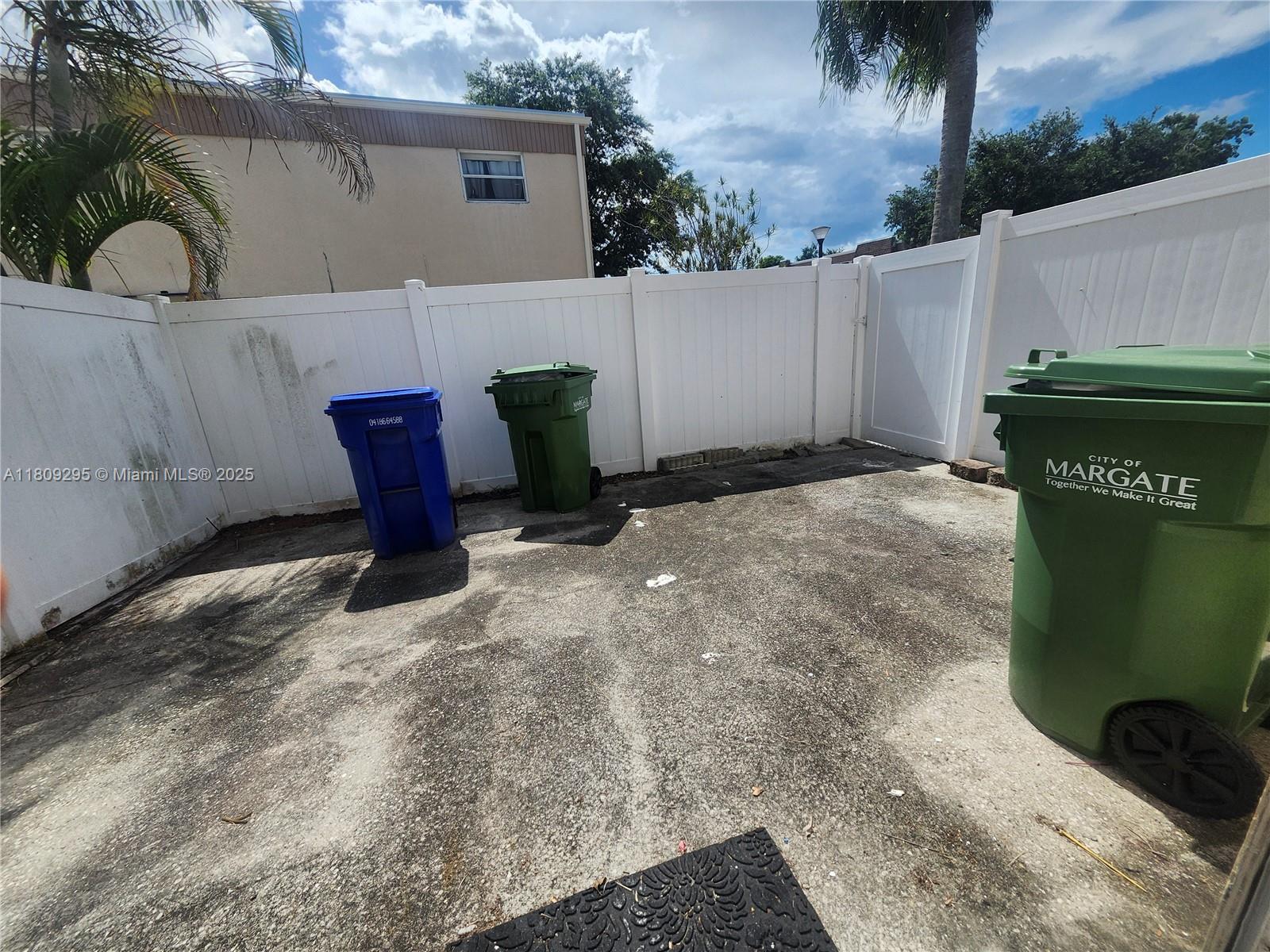 1061 NW 80th Ave #J Margate, FL 33063