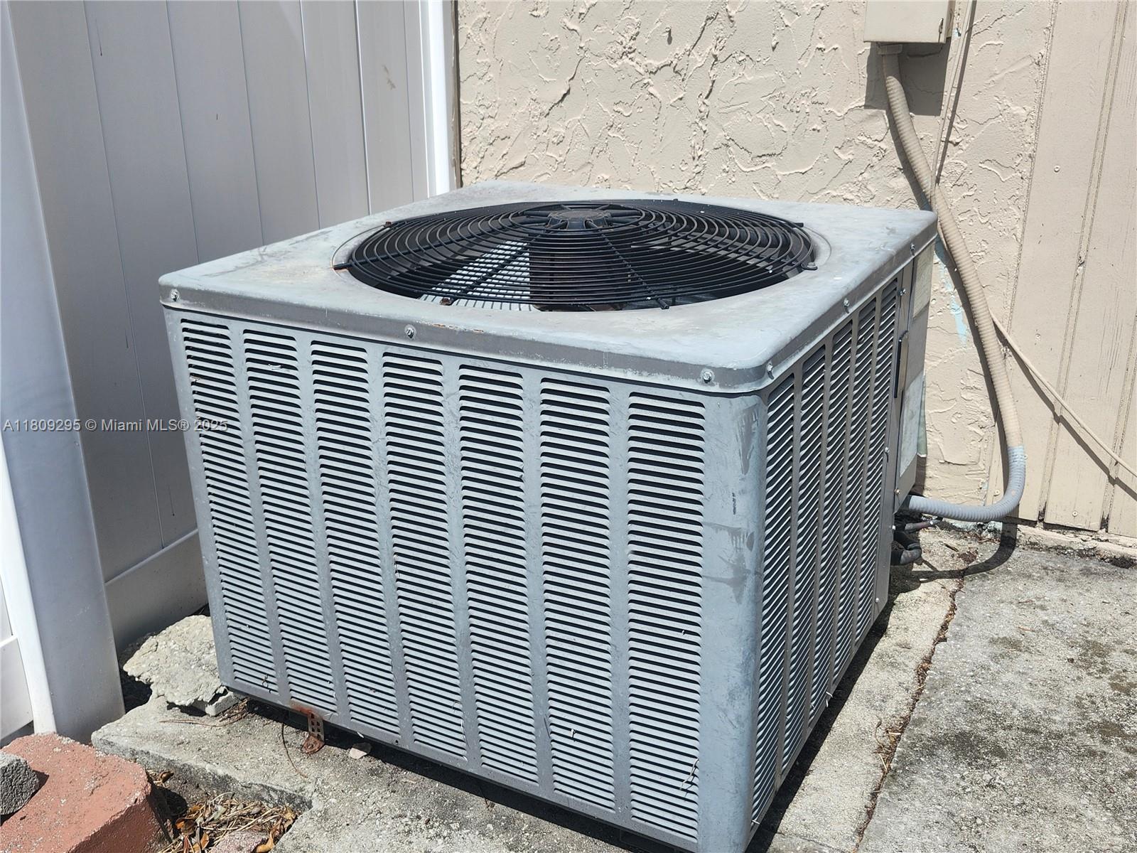 1061 NW 80th Ave #J Margate, FL 33063