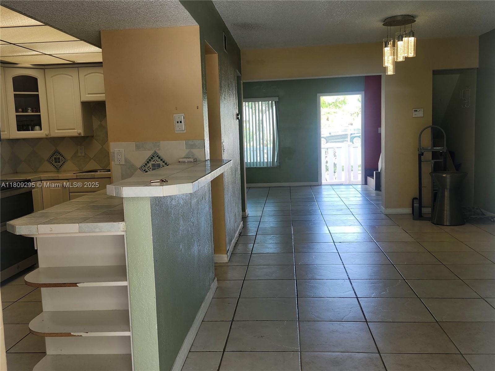 1061 NW 80th Ave #J Margate, FL 33063