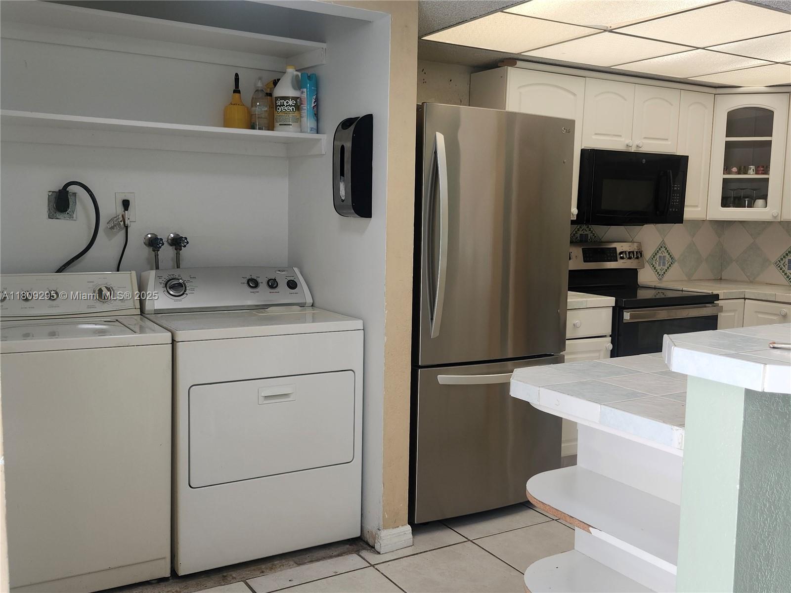 1061 NW 80th Ave #J Margate, FL 33063