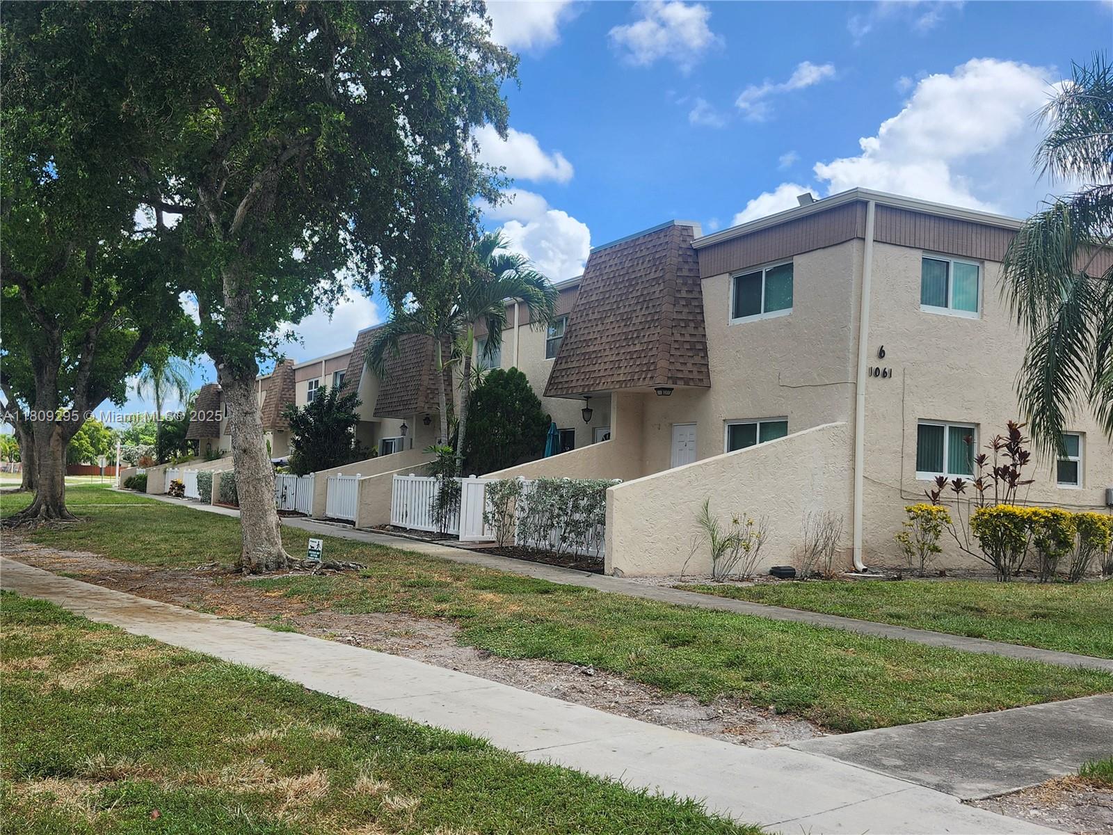 1061 NW 80th Ave #J Margate, FL 33063