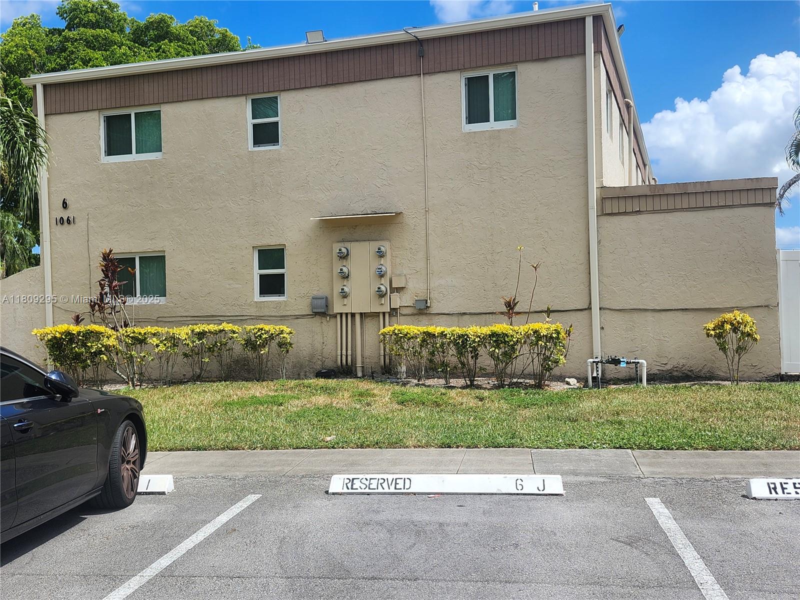 1061 NW 80th Ave #J Margate, FL 33063