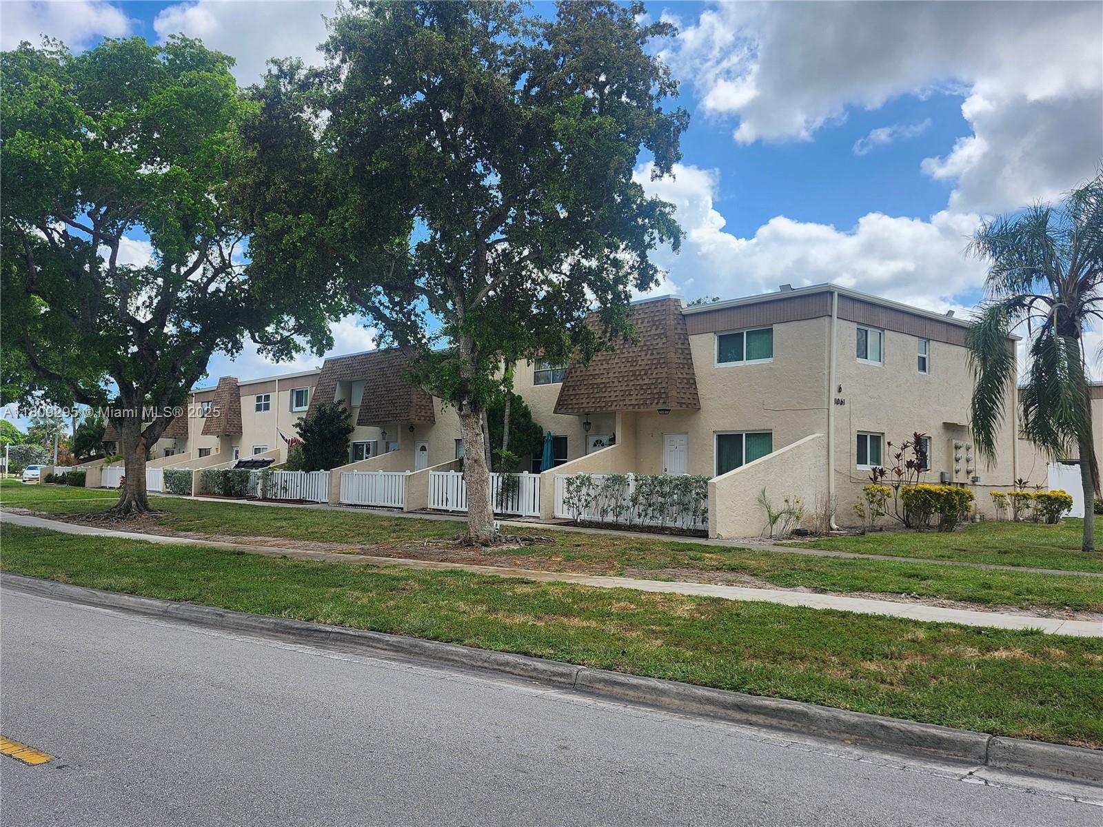 1061 NW 80th Ave #J Margate, FL 33063