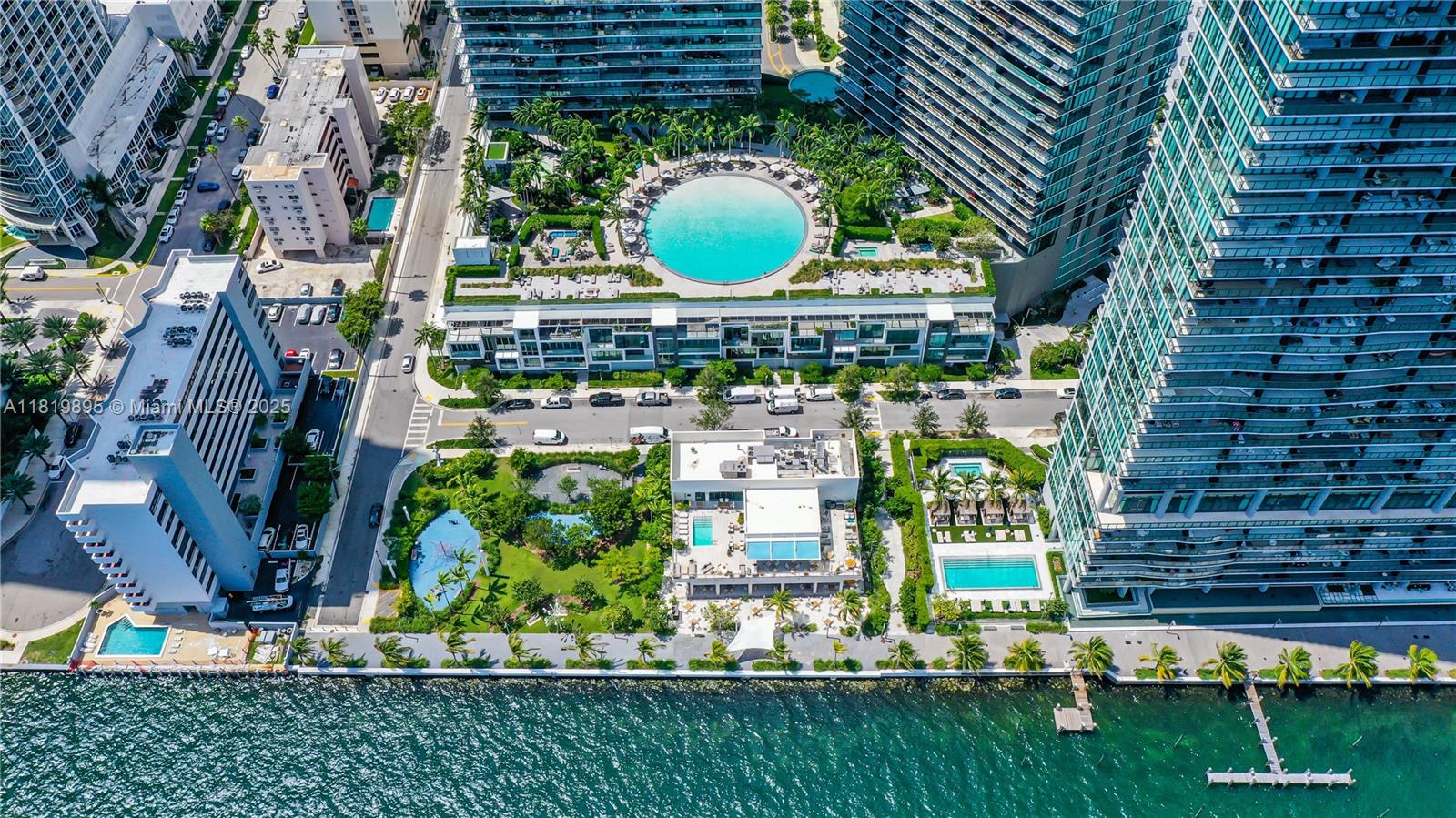 image One Paraiso Condo26
