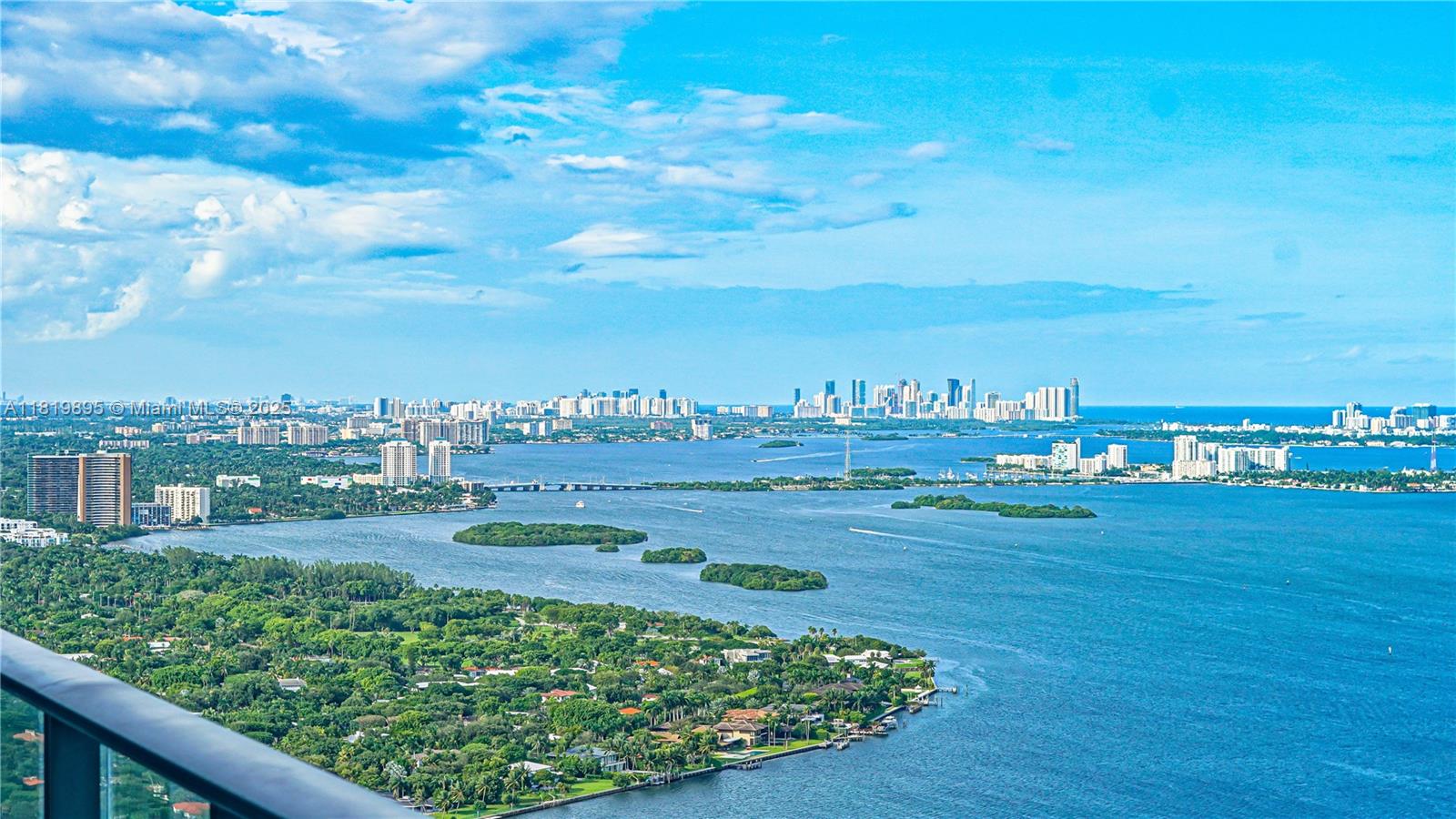 image One Paraiso Condo37