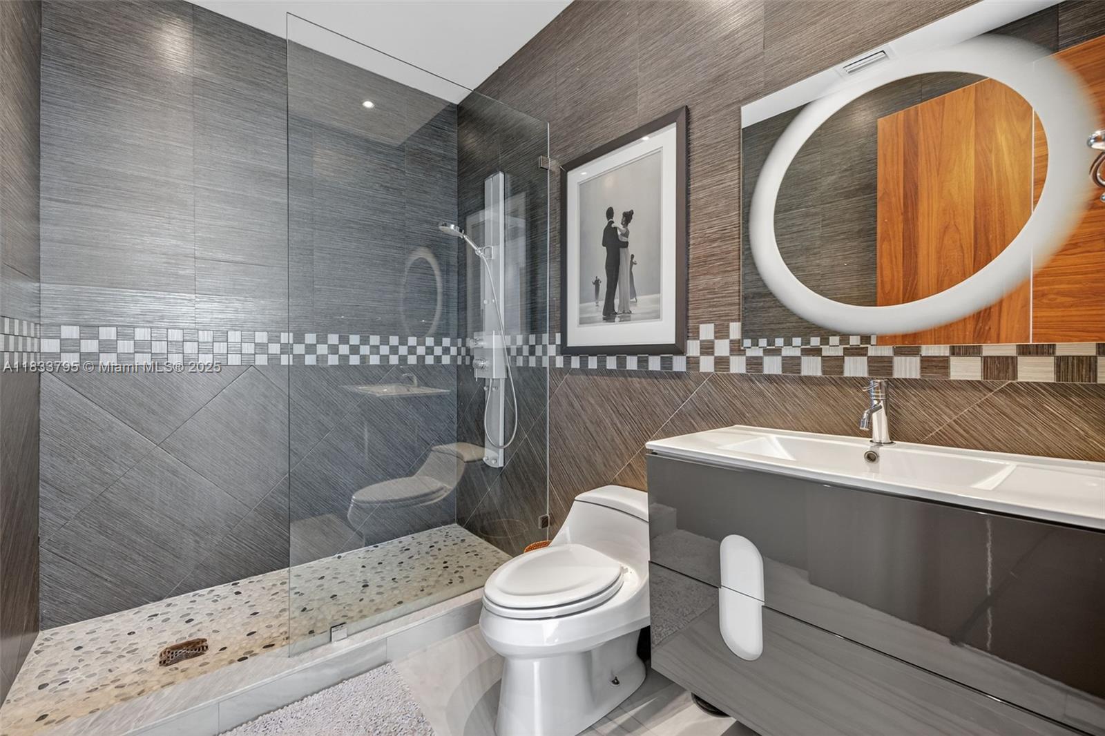 image Trump Royal36