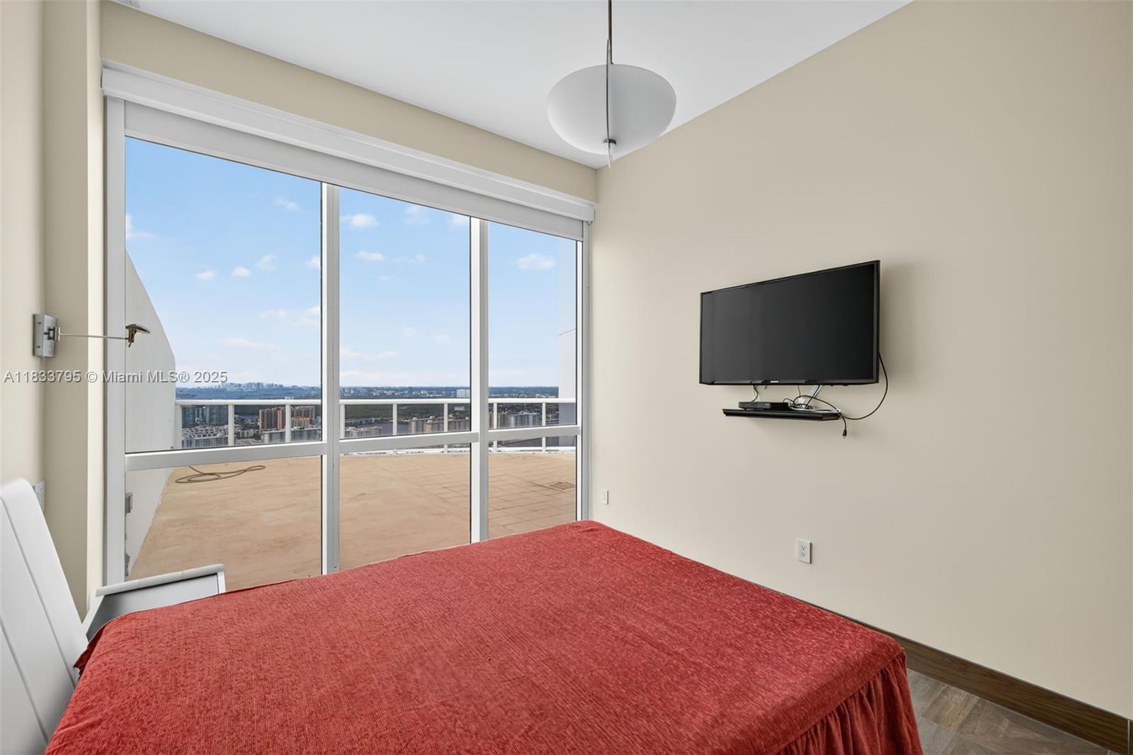 image Trump Royal56