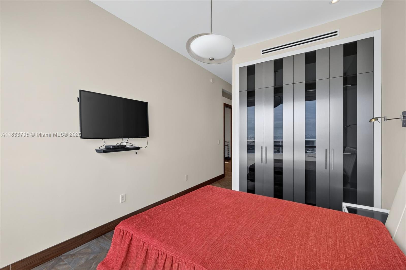 image Trump Royal57