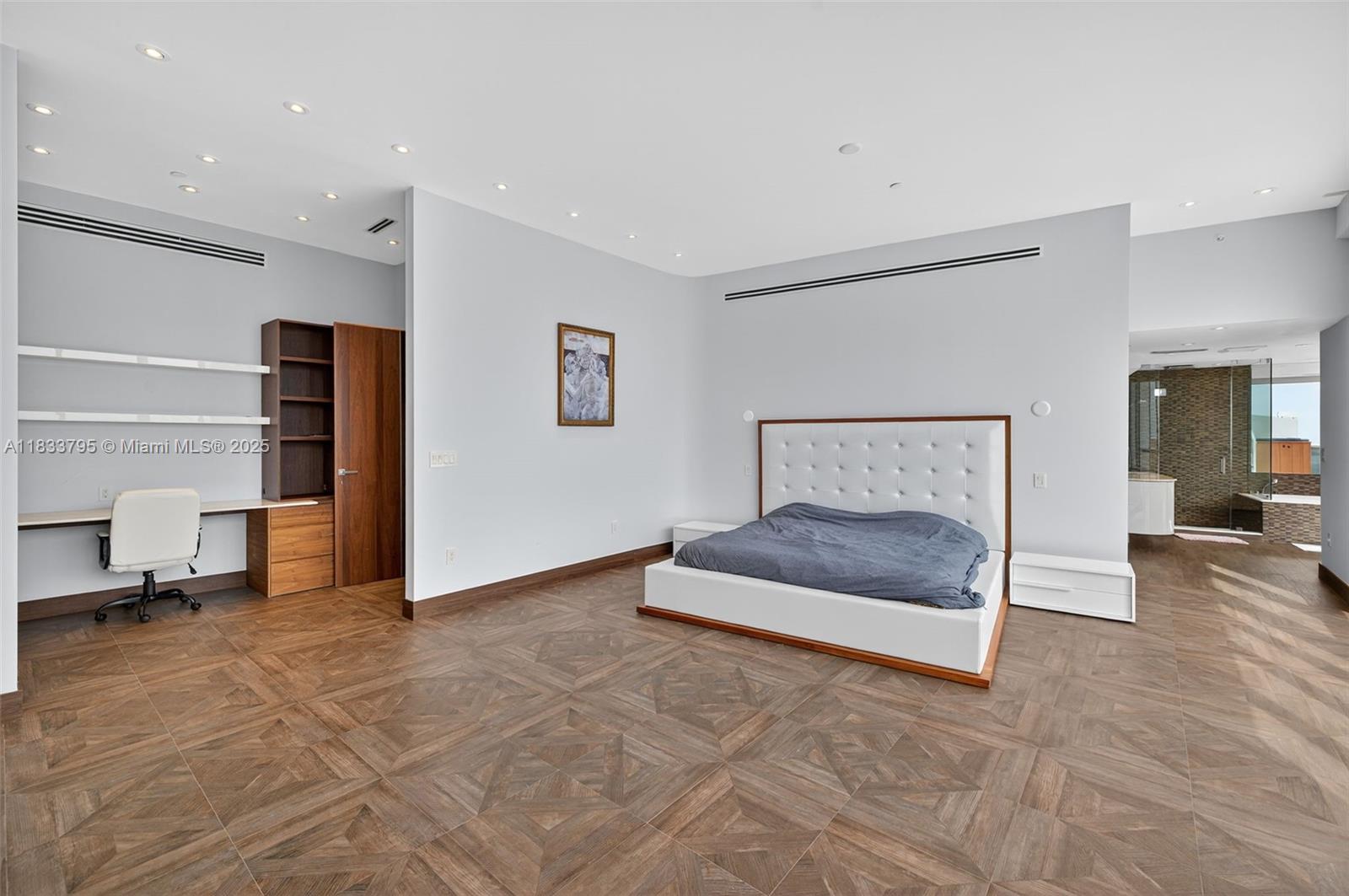 image Trump Royal5