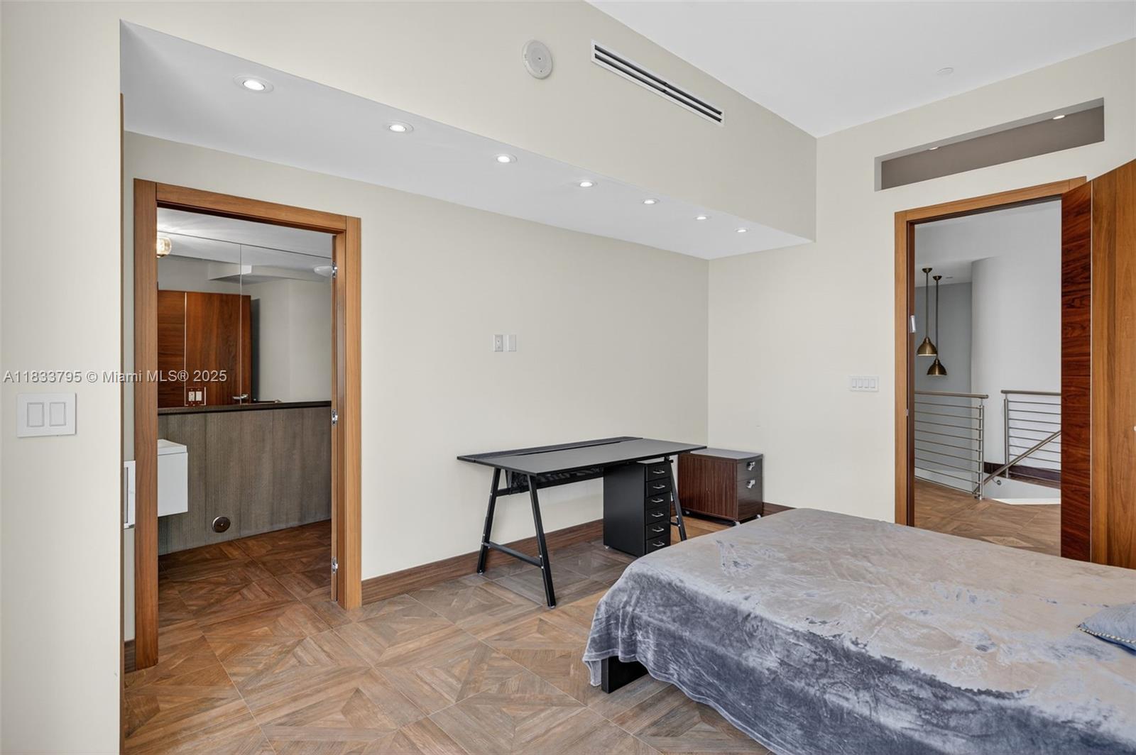 image Trump Royal62