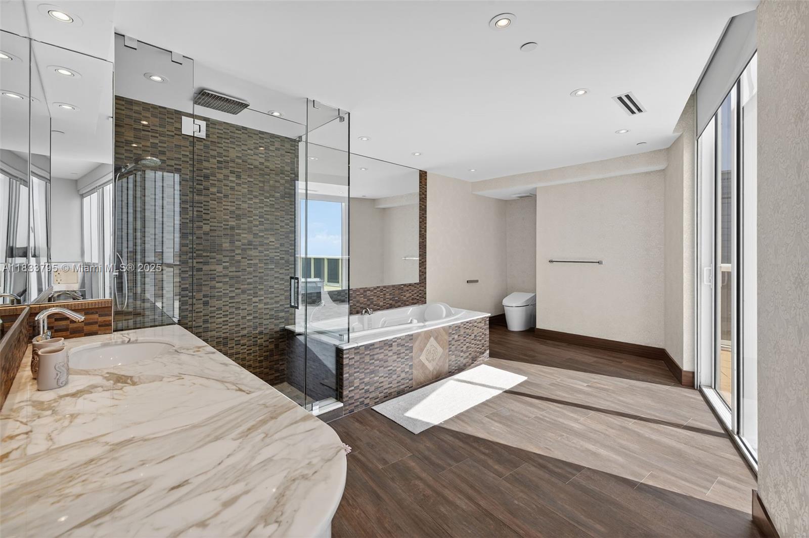 image Trump Royal7