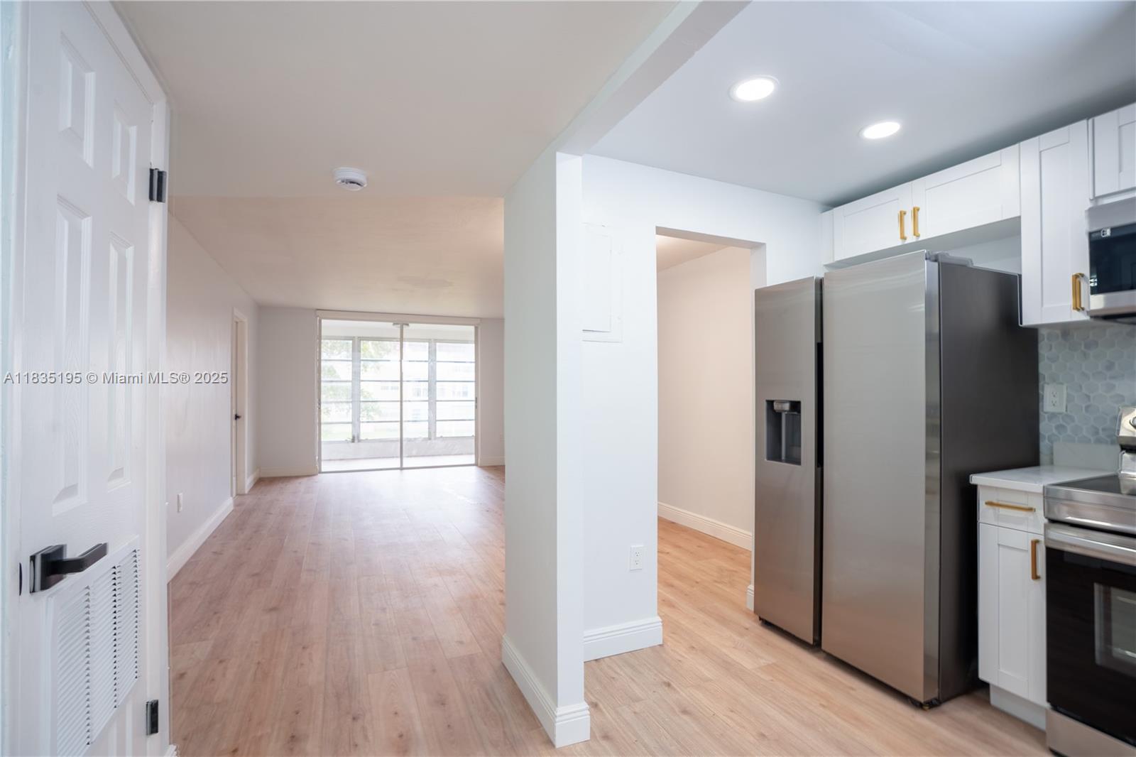 2780 N Pine Is Rd #211