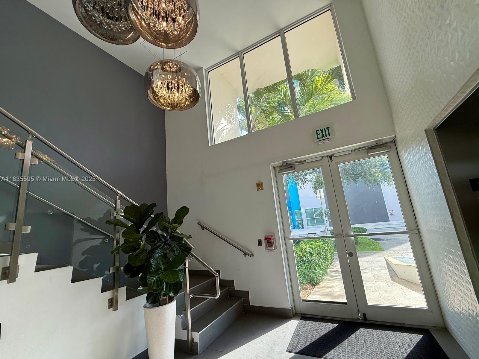 280 SW 20th Rd #404 Miami, FL 33129