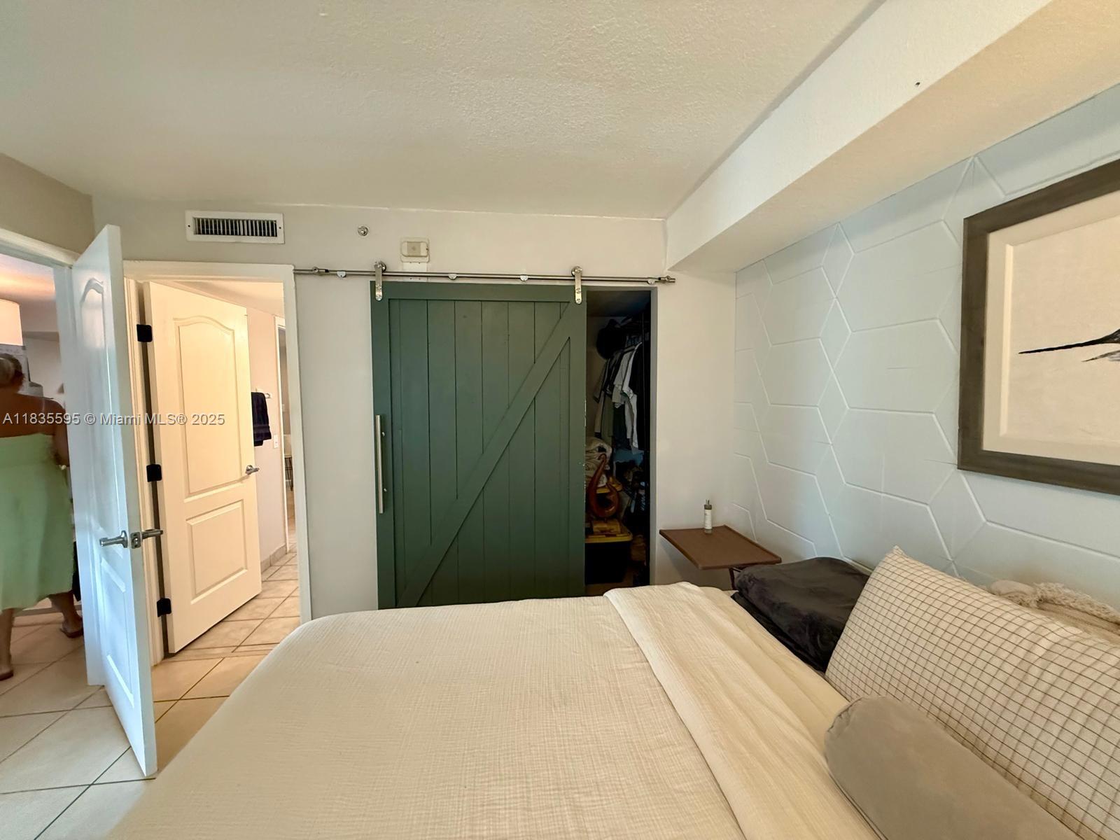 280 SW 20th Rd #404 Miami, FL 33129