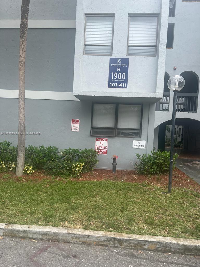 1900 N Congress Ave #106