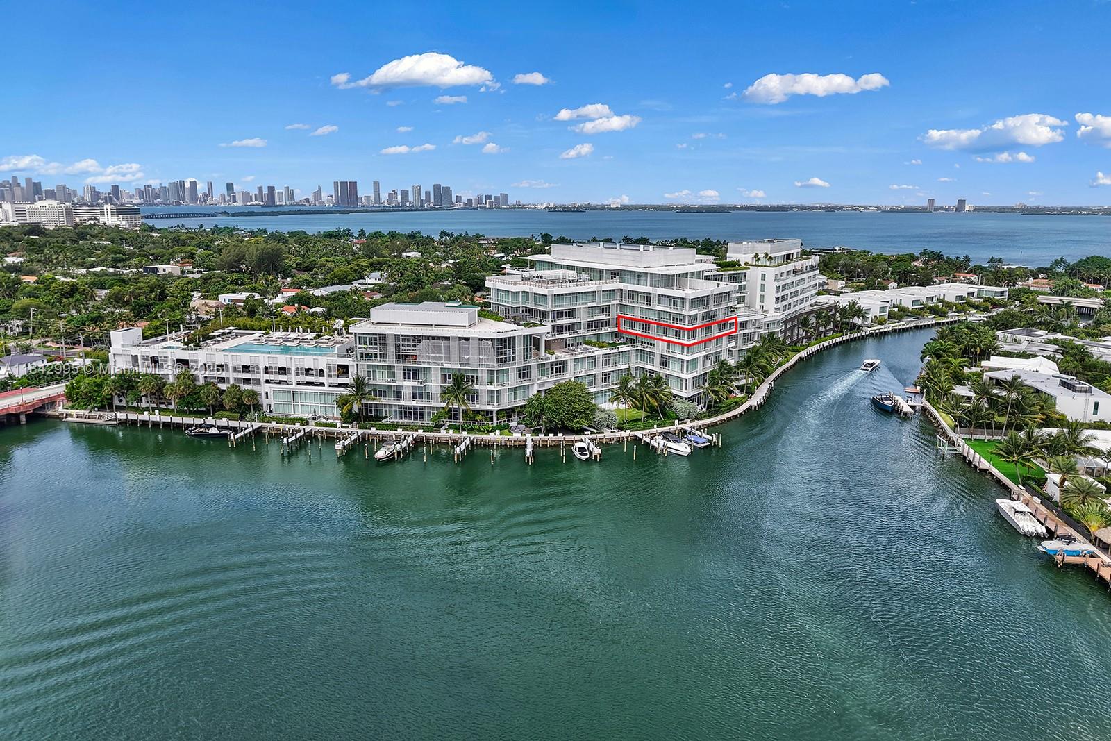 image RITZ CARLTON RESIDENCES27