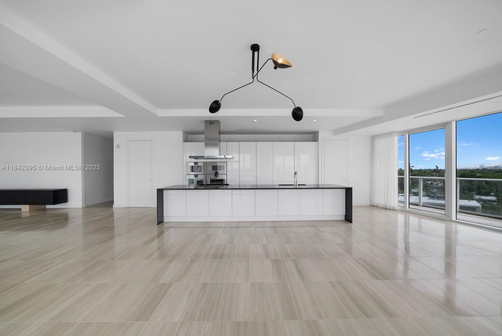 image RITZ CARLTON RESIDENCES7