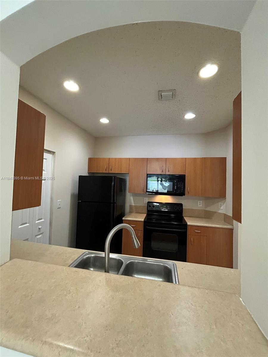 954 NE 42nd Ter Homestead, FL 33033