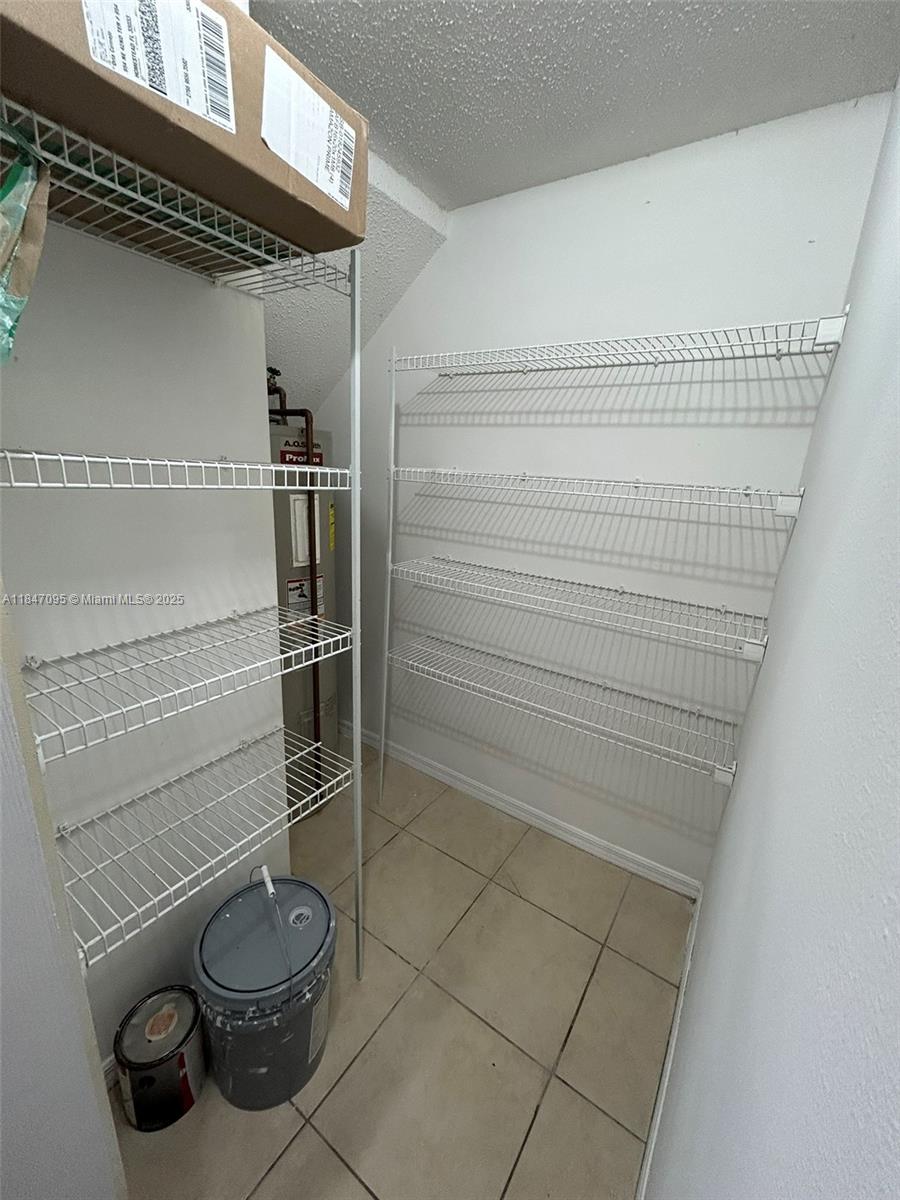 954 NE 42nd Ter Homestead, FL 33033