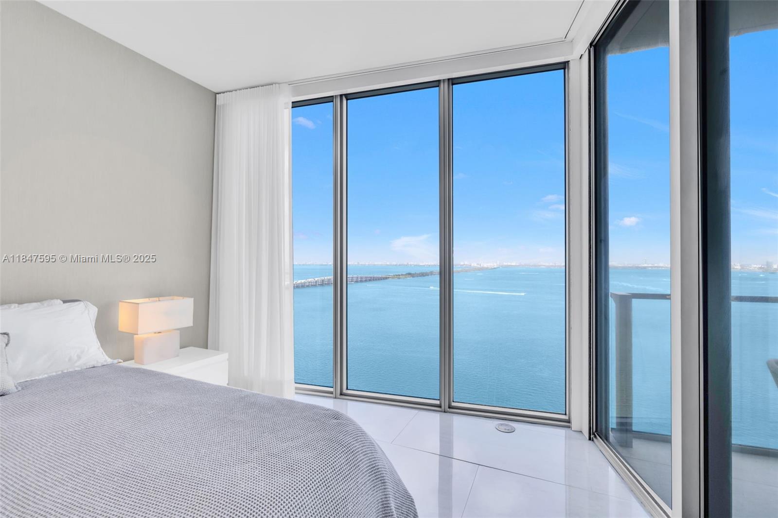 image Biscayne Beach25