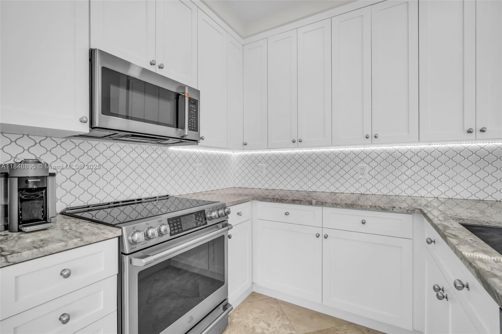 3156 NE 212th Ter Aventura, FL 33180