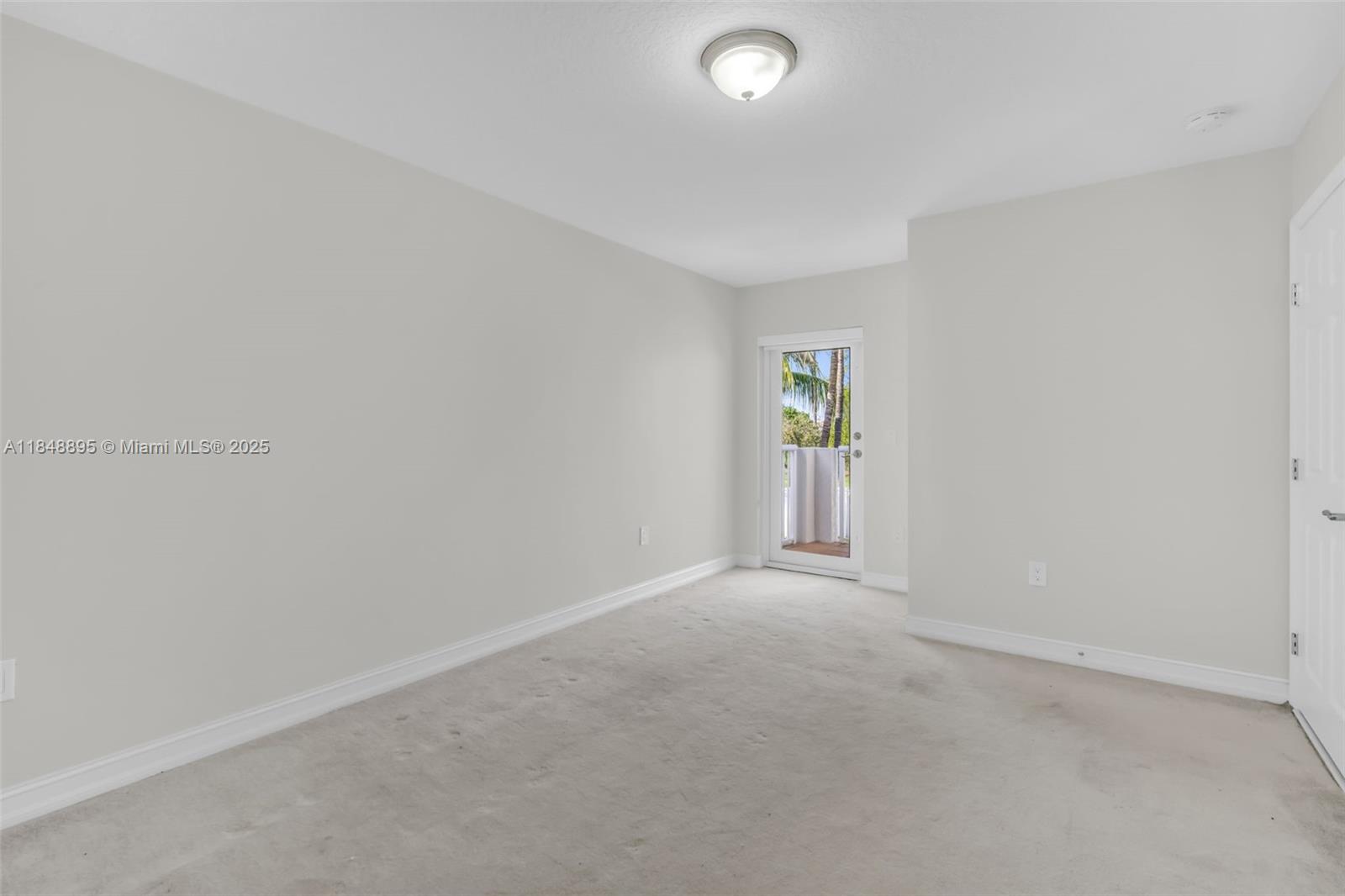 3156 NE 212th Ter Aventura, FL 33180