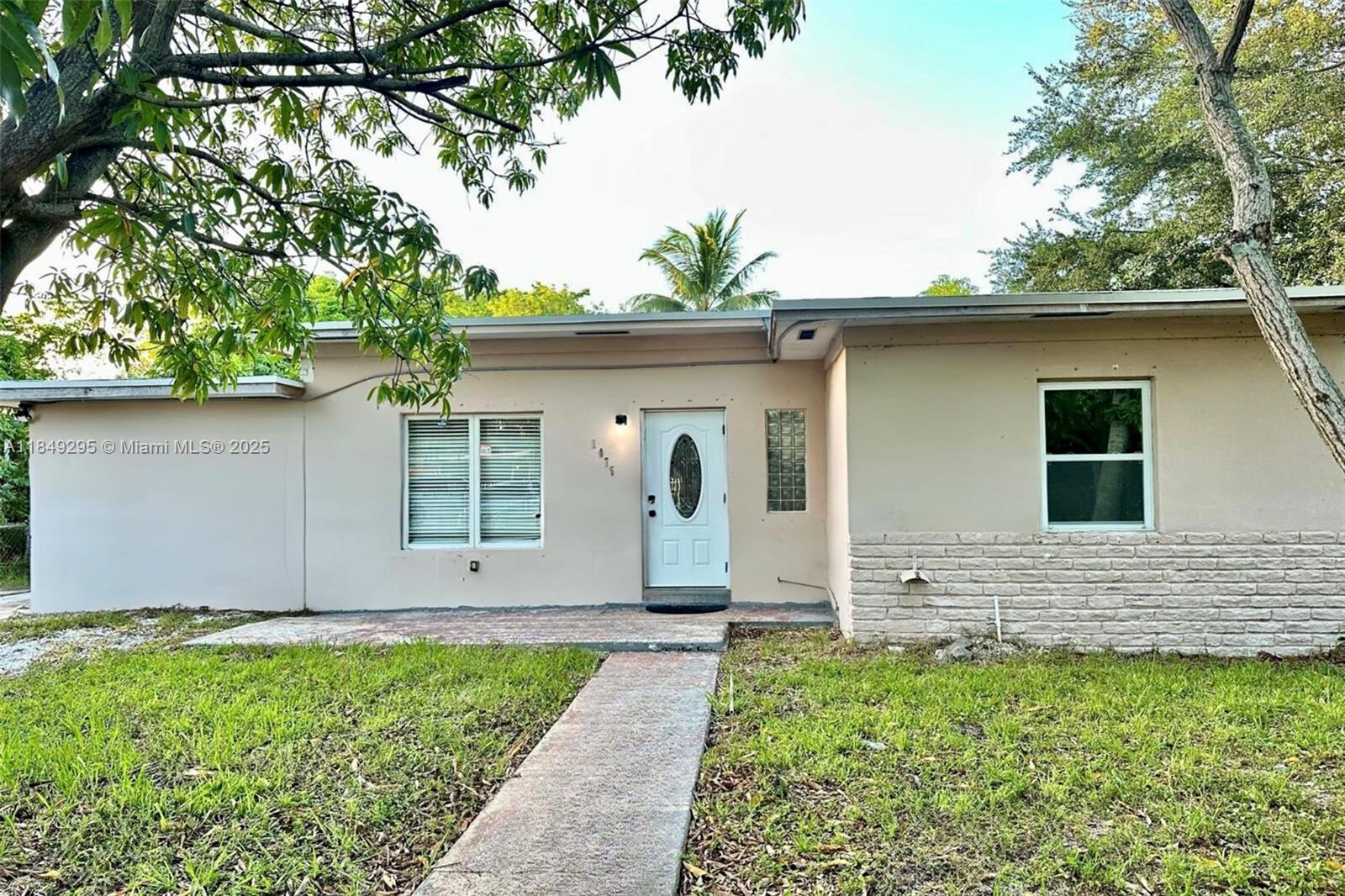 1075 NW 124th St