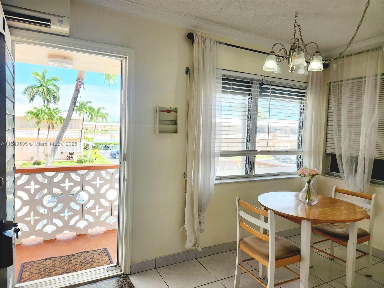 920 SW 11th Ave #11D