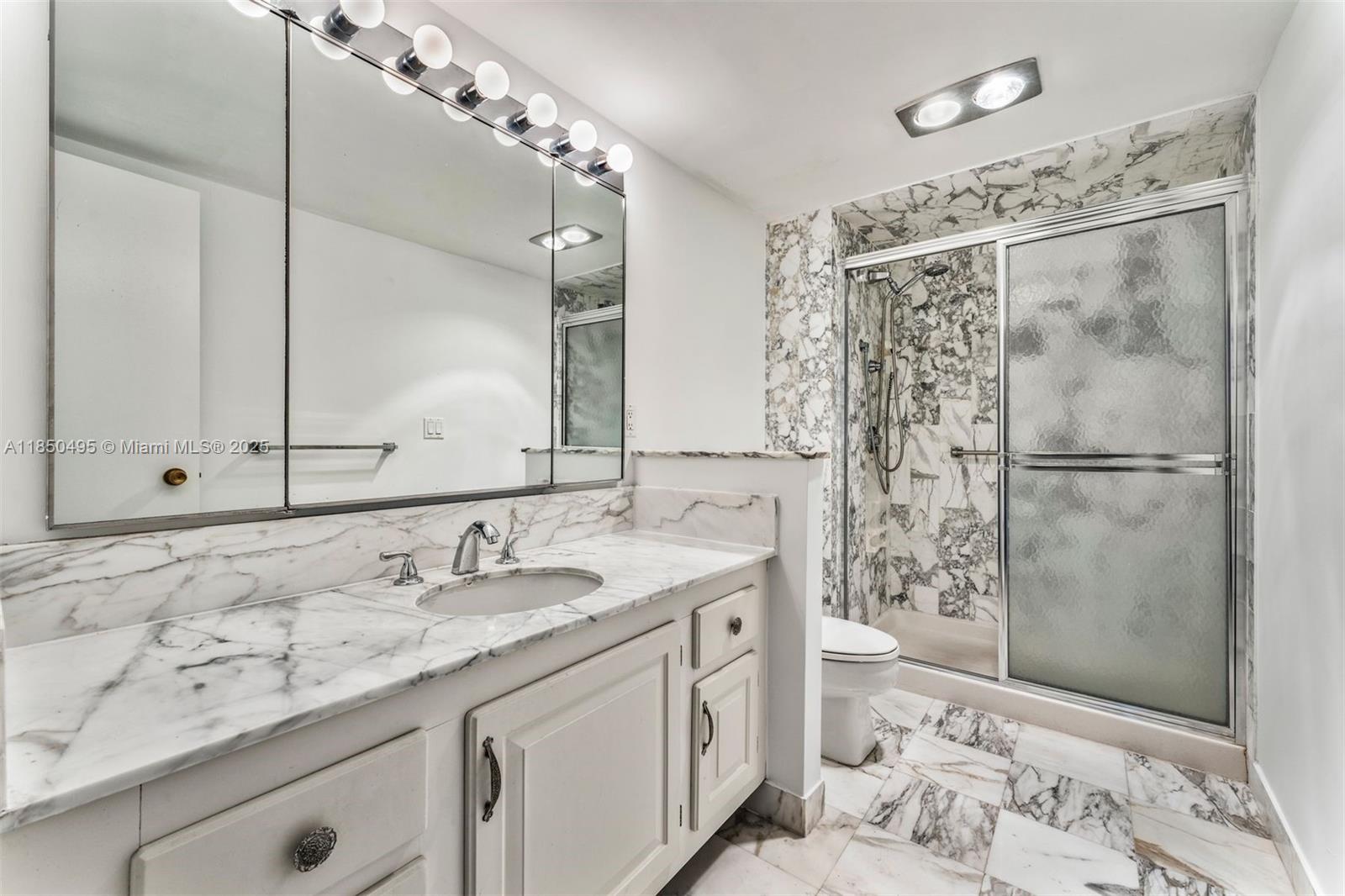 image Balmoral Condo15