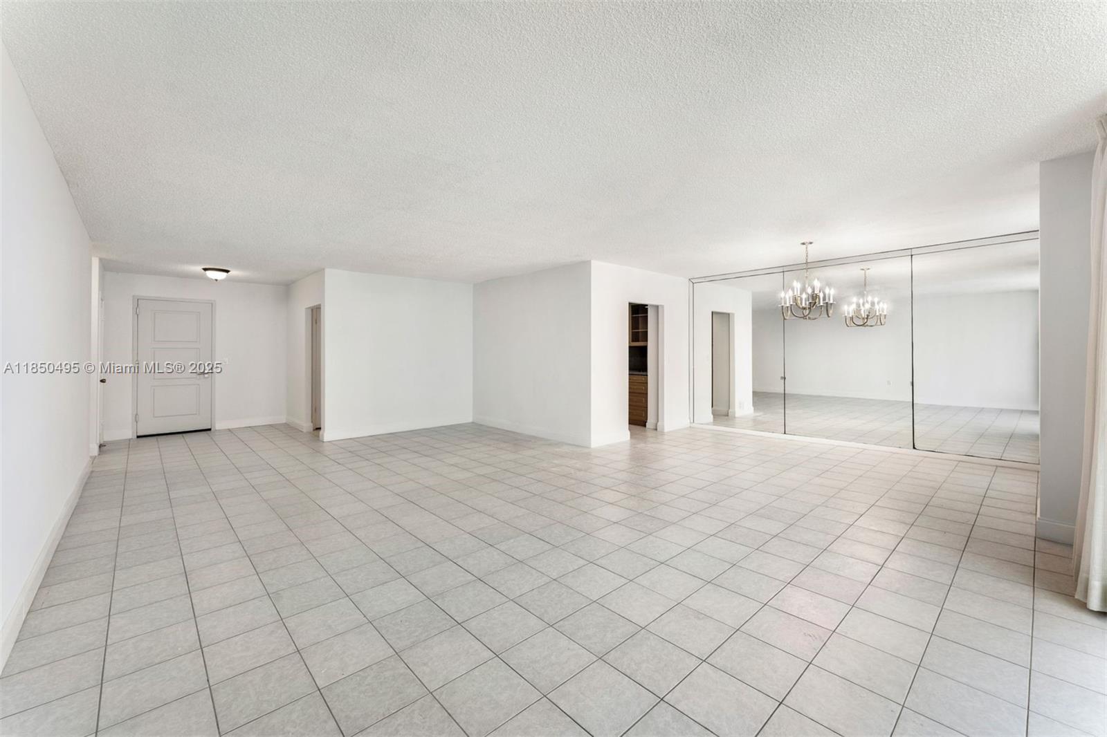 image Balmoral Condo3