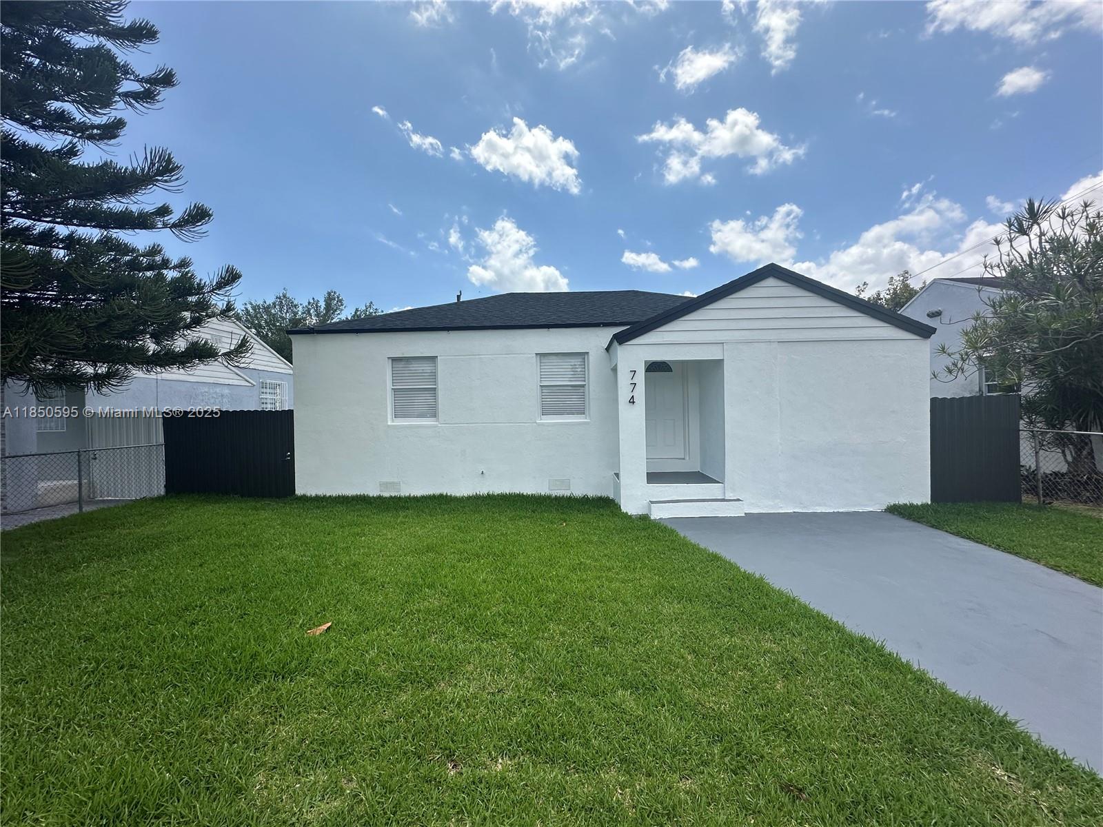 774 NW 74th St