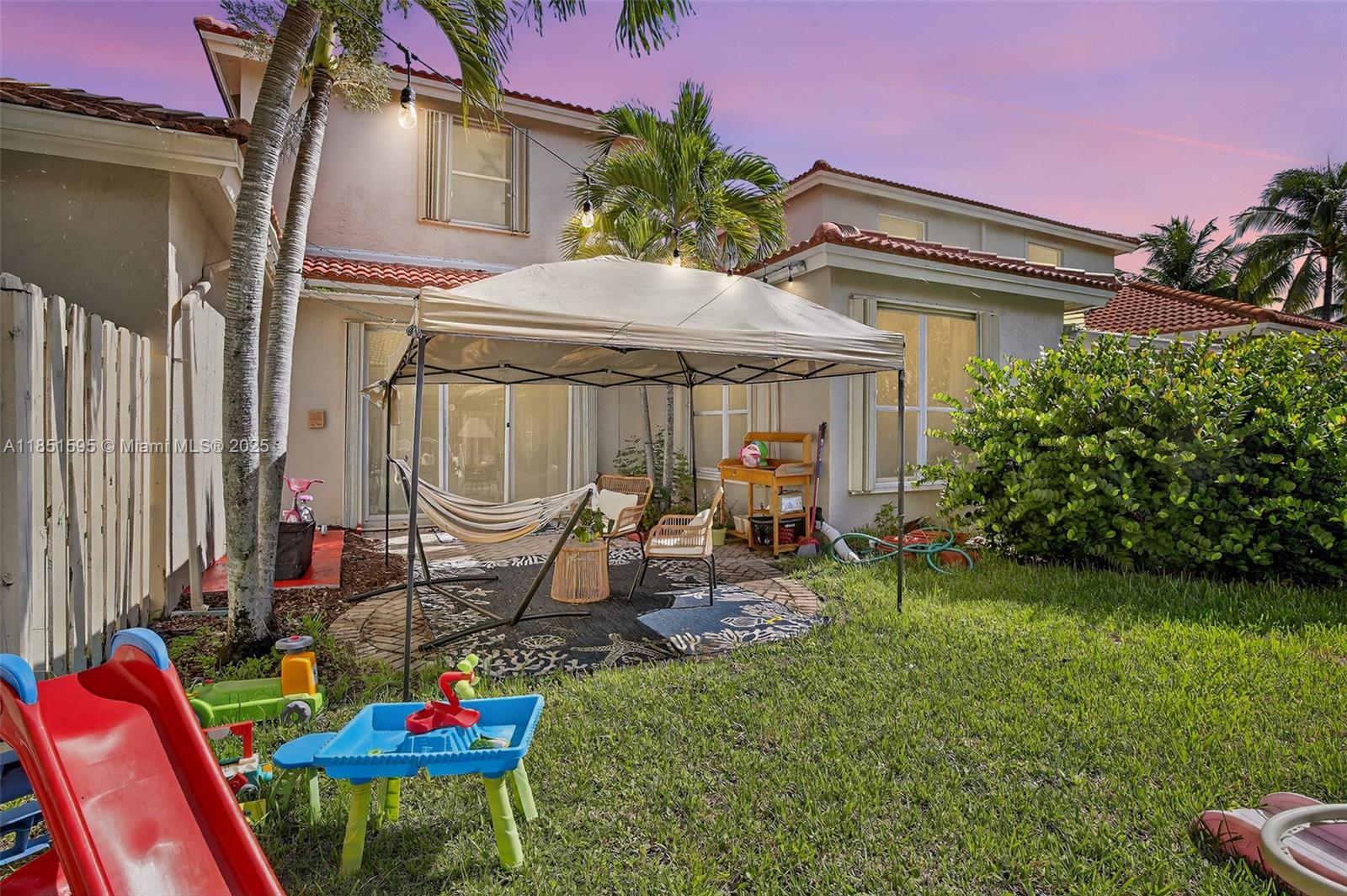 13174 NW 9th Ct Pembroke Pines, FL 33028