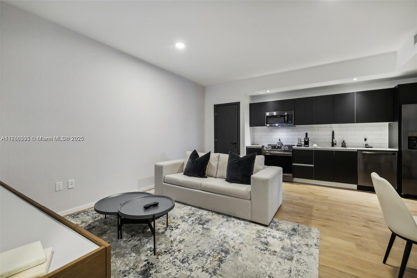 image The Elser Residences Miam12