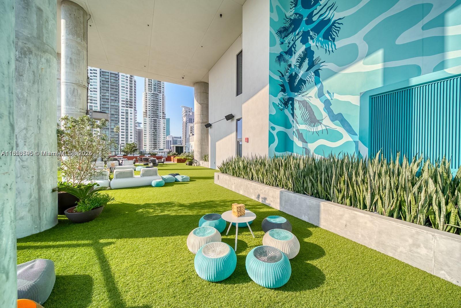 image The Elser Residences Miam21