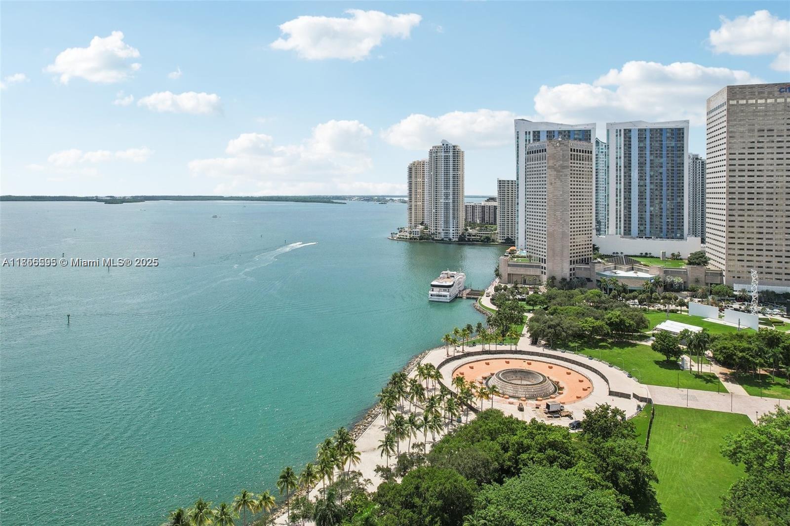 image The Elser Residences Miam25