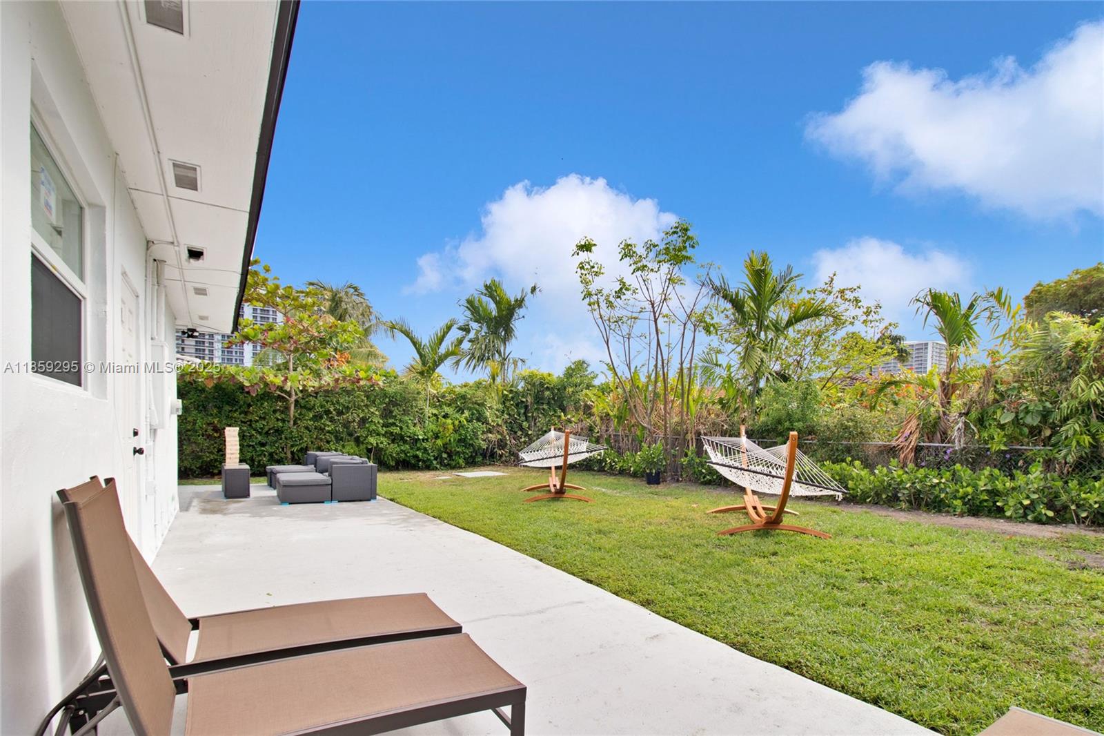 7517 Hispanola North Bay Village, FL 33141