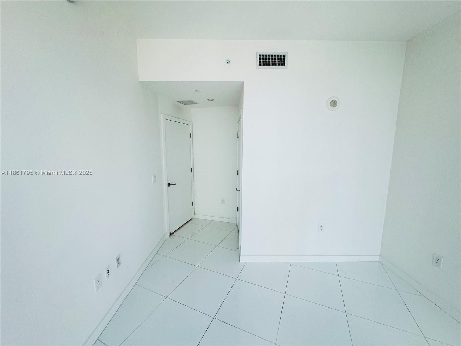 image Paramount Miami12
